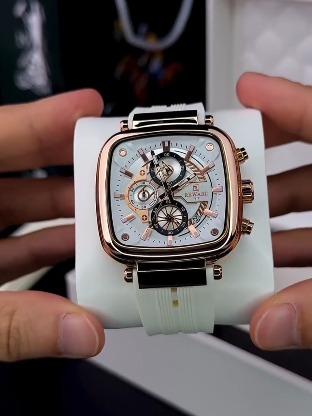 Reward Men’s Quartz Watch