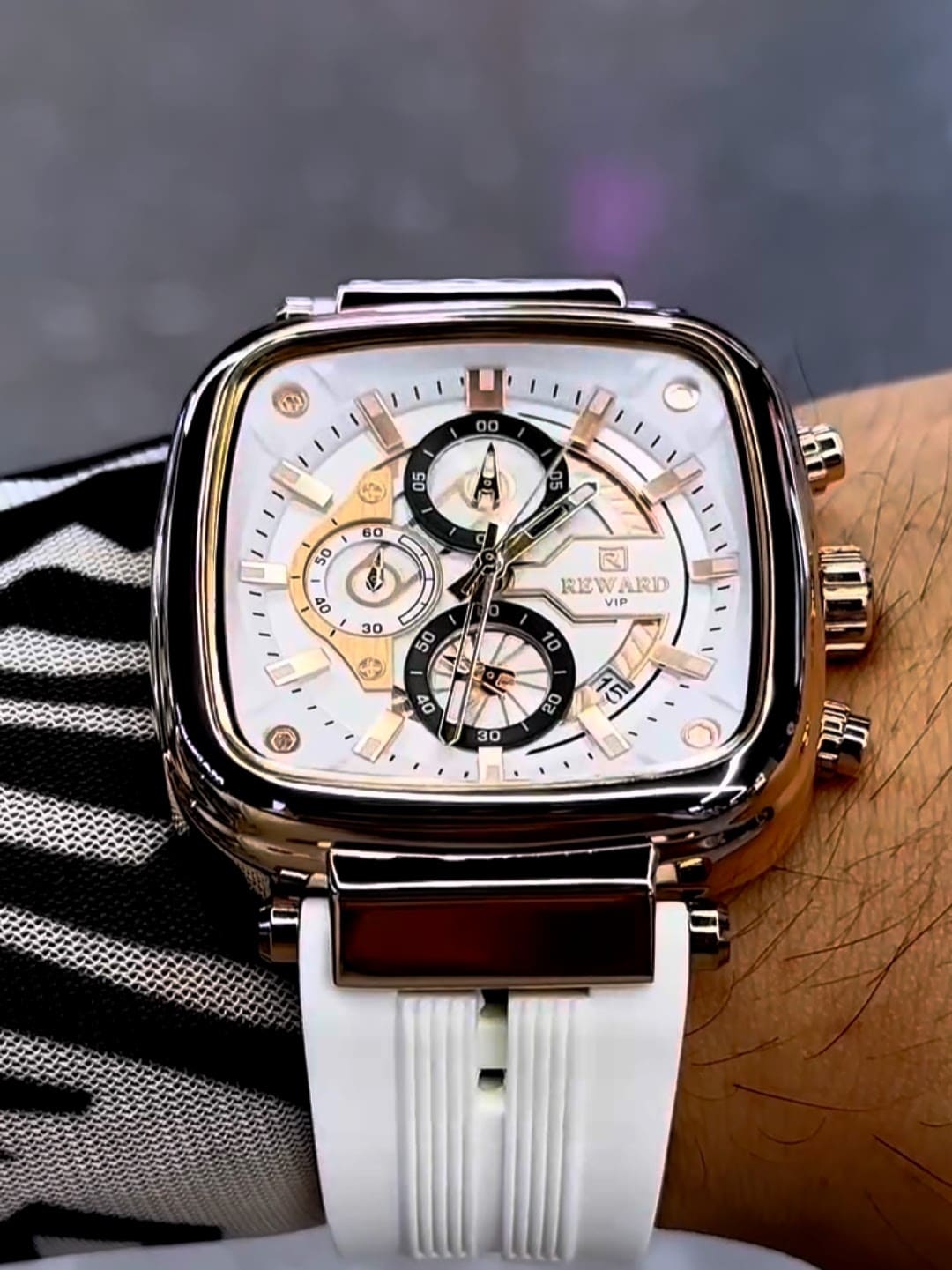 Reward Men’s Quartz Watch